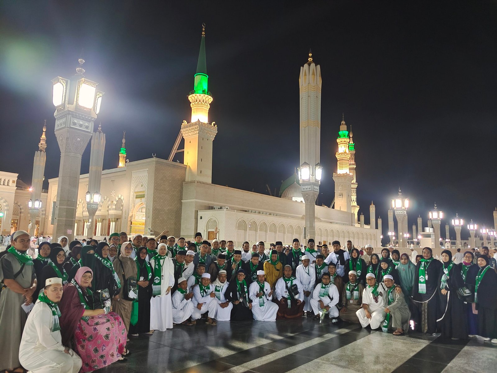 filter: 0; fileterIntensity: 0.0; filterMask: 0; module: photo;
hw-remosaic: false;
touch: (0.59375, 0.61391026);
modeInfo: ;
sceneMode: 2097152;
cct_value: 6406;
AI_Scene: (9, 0);
aec_lux: 290.23193;
aec_lux_index: 0;
hist255: 0.0;
hist252~255: 0.0;
hist0~15: 0.0;
albedo: ;
confidence: ;
motionLevel: 0;
weatherinfo: null;
temperature: 35;